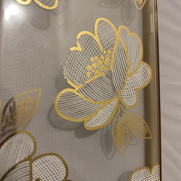 Sonix Flower iPhone 6 Case [FREE WITH PURCHASE] - Picture 3 of 5